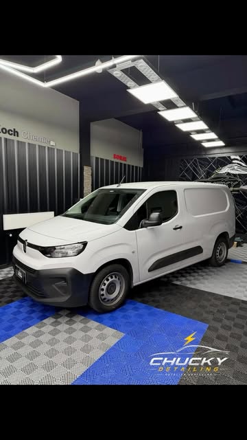 Peugeot Partner, polarizado nano carbón